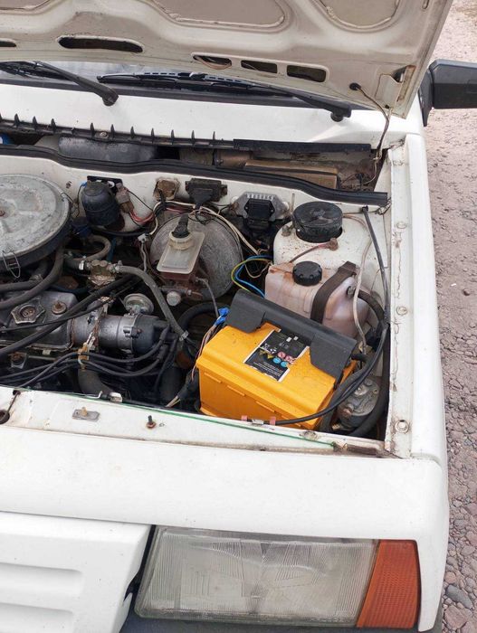 Автомобіль ВАЗ 2109