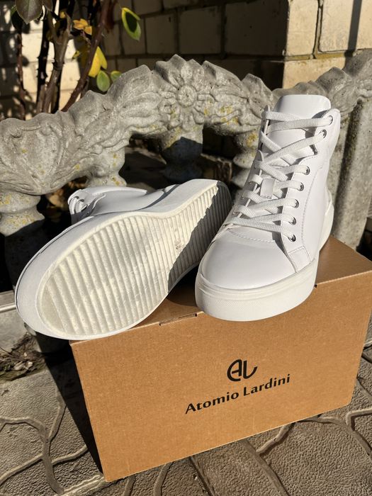 Хайтопи шкіряні, 37 розмір