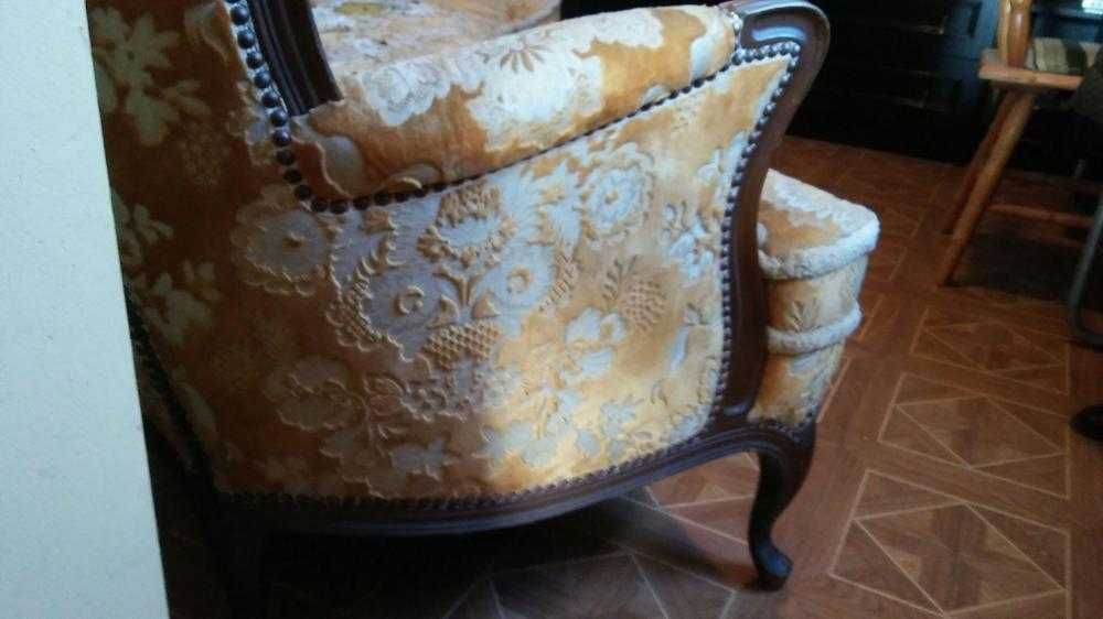 Stylowa sofa chippendale