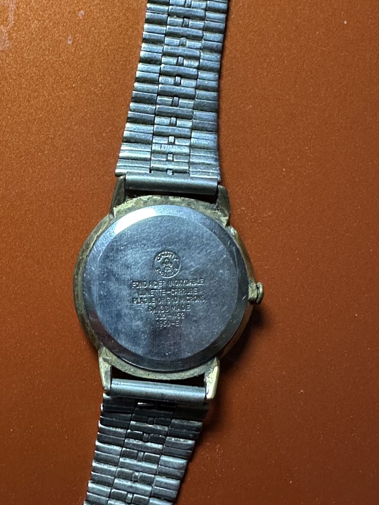 Relógio de corda Cauny 2000, com 17 rubis