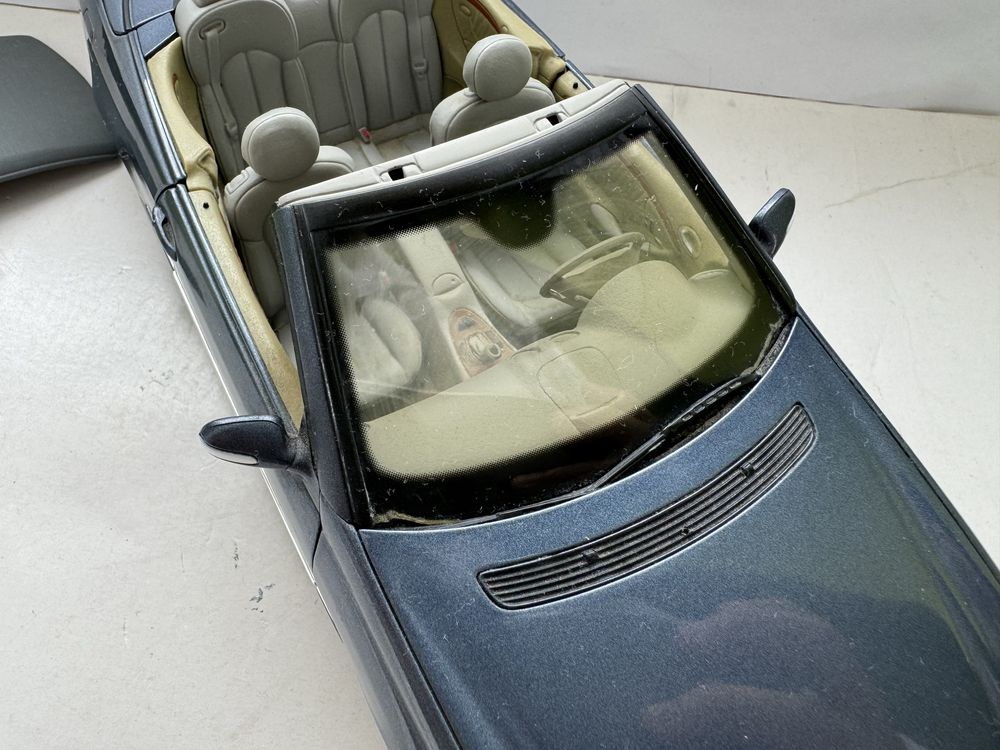 Model samochodu w skali 1:18 Mercedes CLK Cabrio Kyosho Norev