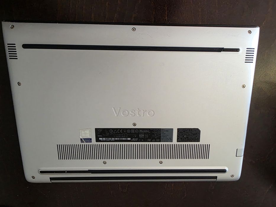 Dell P88G ( vostro 5471)