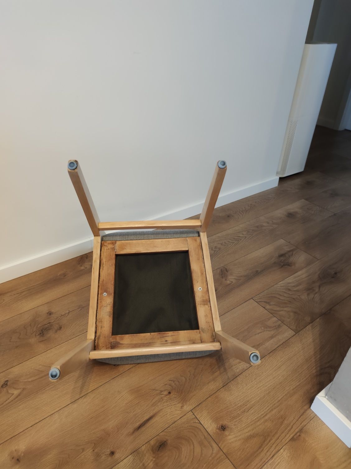 Krzesła PRL szare drewno bukowe