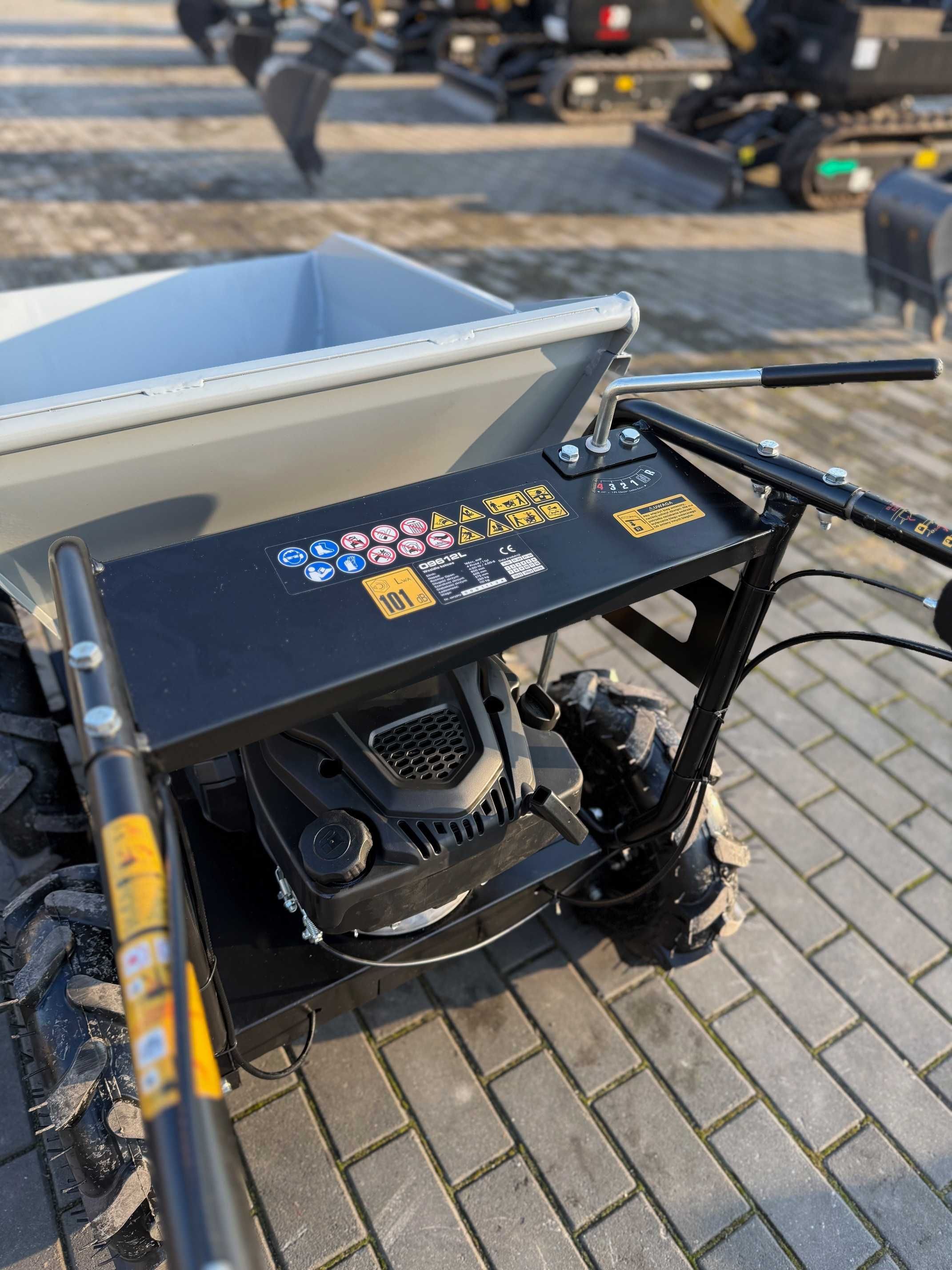 Taczka 4x4 spalinowa Wozidło kołowe NEX 300kg Transporter