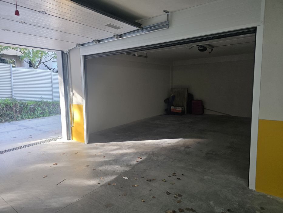 Aluguer de Garagem - Real Montelios