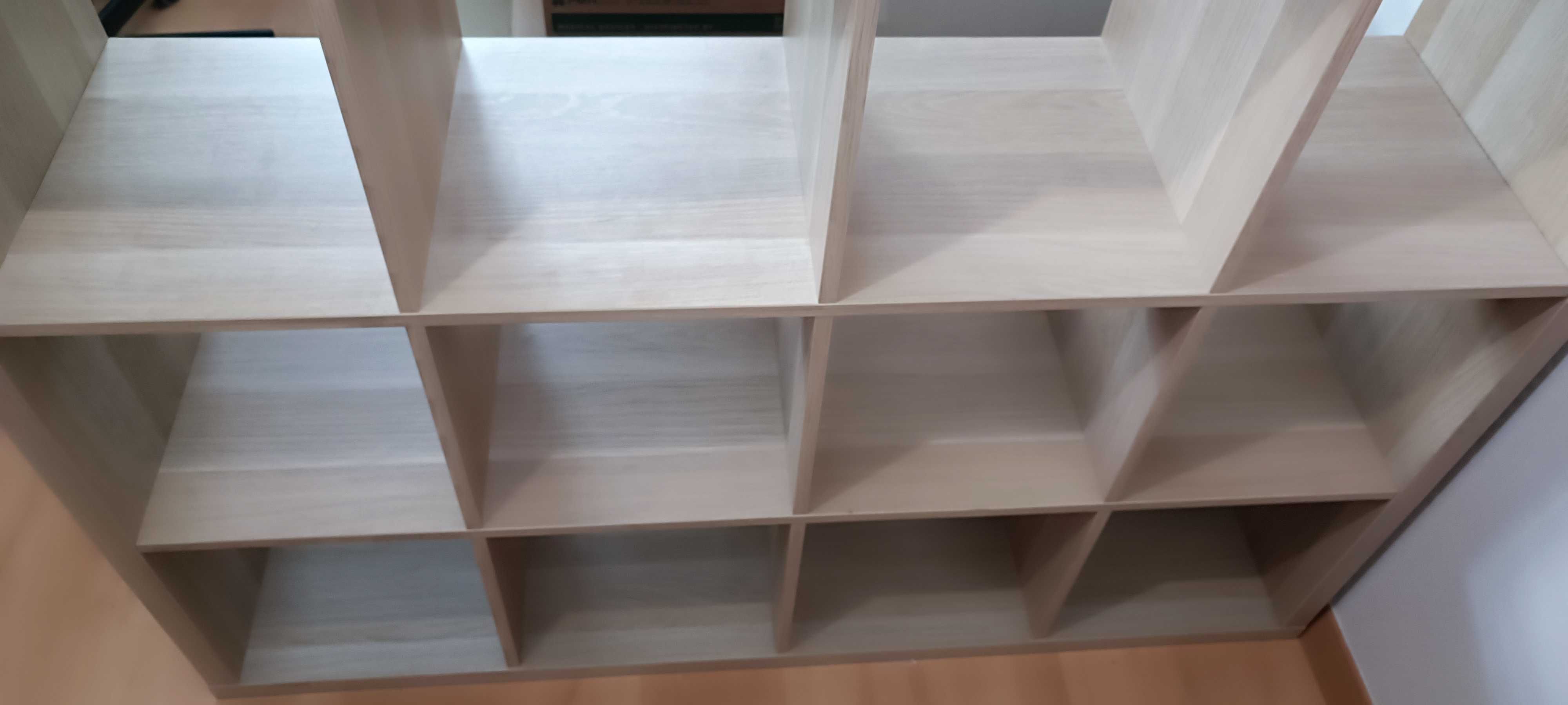 Estantes de quadrados (Ikea KALLAX), 16 quadrados, Carvalho