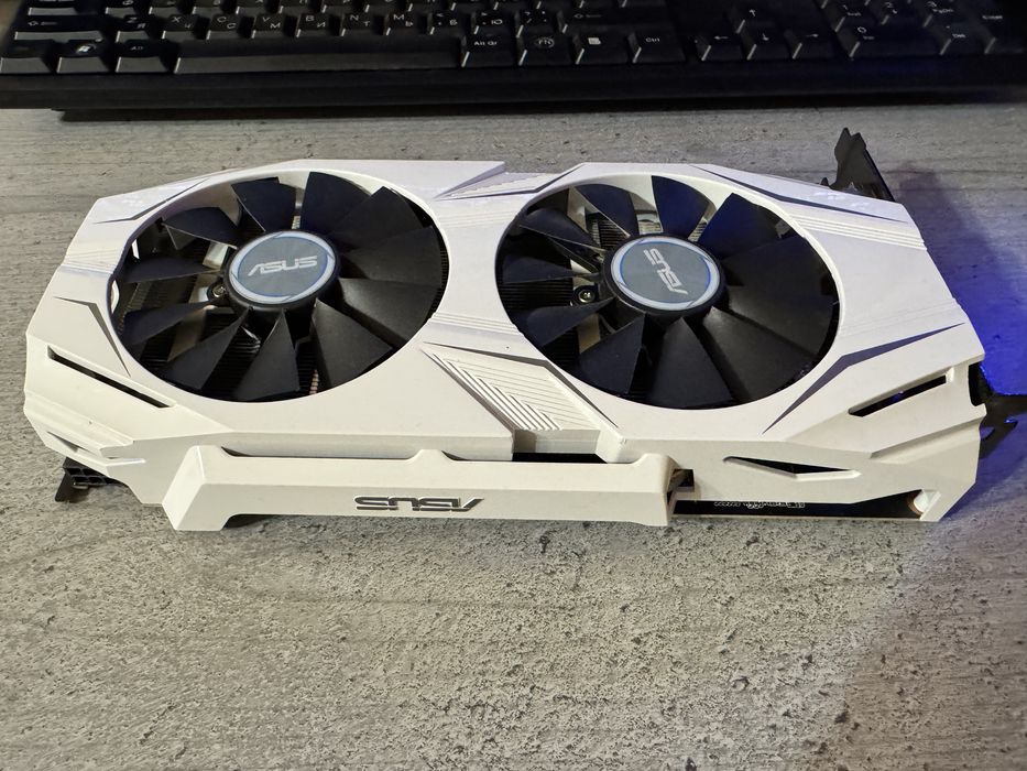 Asus gtx1060 відеокарта