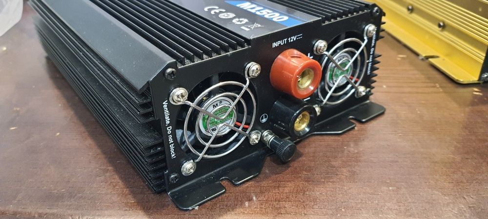 Інвертор привезений з Німеччини перетворювач преобразователь