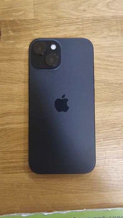 iPhone 15 czarny 128 GB Bateria 88%