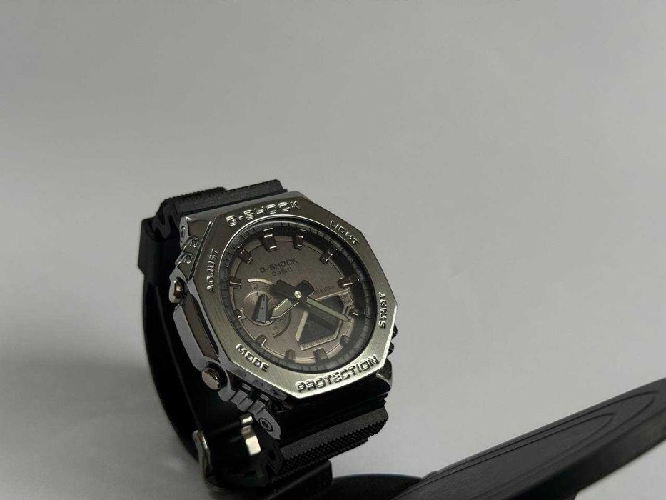 Чоловічий оригінальний годинник Casio G-Shock GM 2100 A