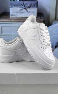 Nike Air Force 1 Low '07 White EU 45