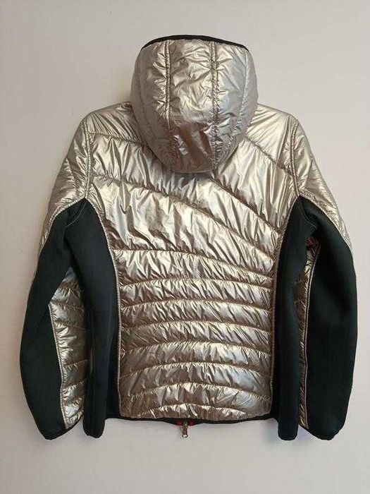 Двостороння стьобана куртка від австрійського преміум-бренду Sportalm