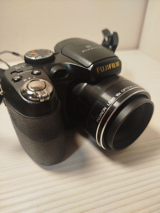 Фотоапарат Fujifilm FinePix S2850 HD Black
https://shoper.com.ua
Хара