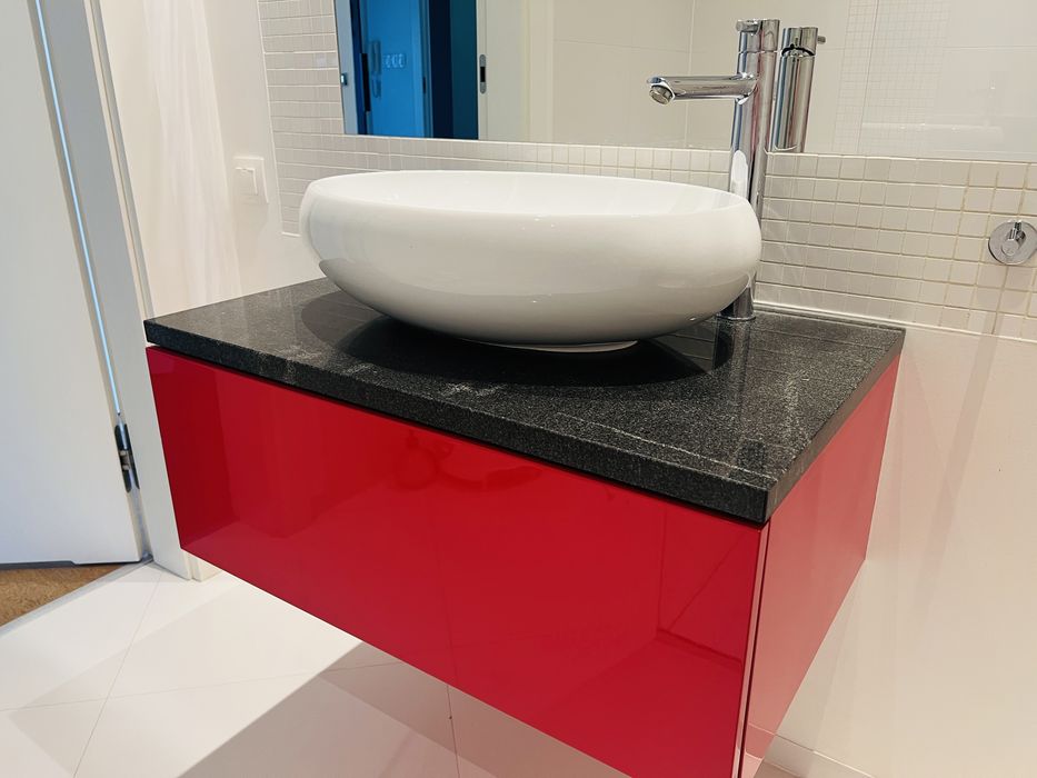 Szafka szuflada 50x80 + umywalka + blat granitowy + bateria tres