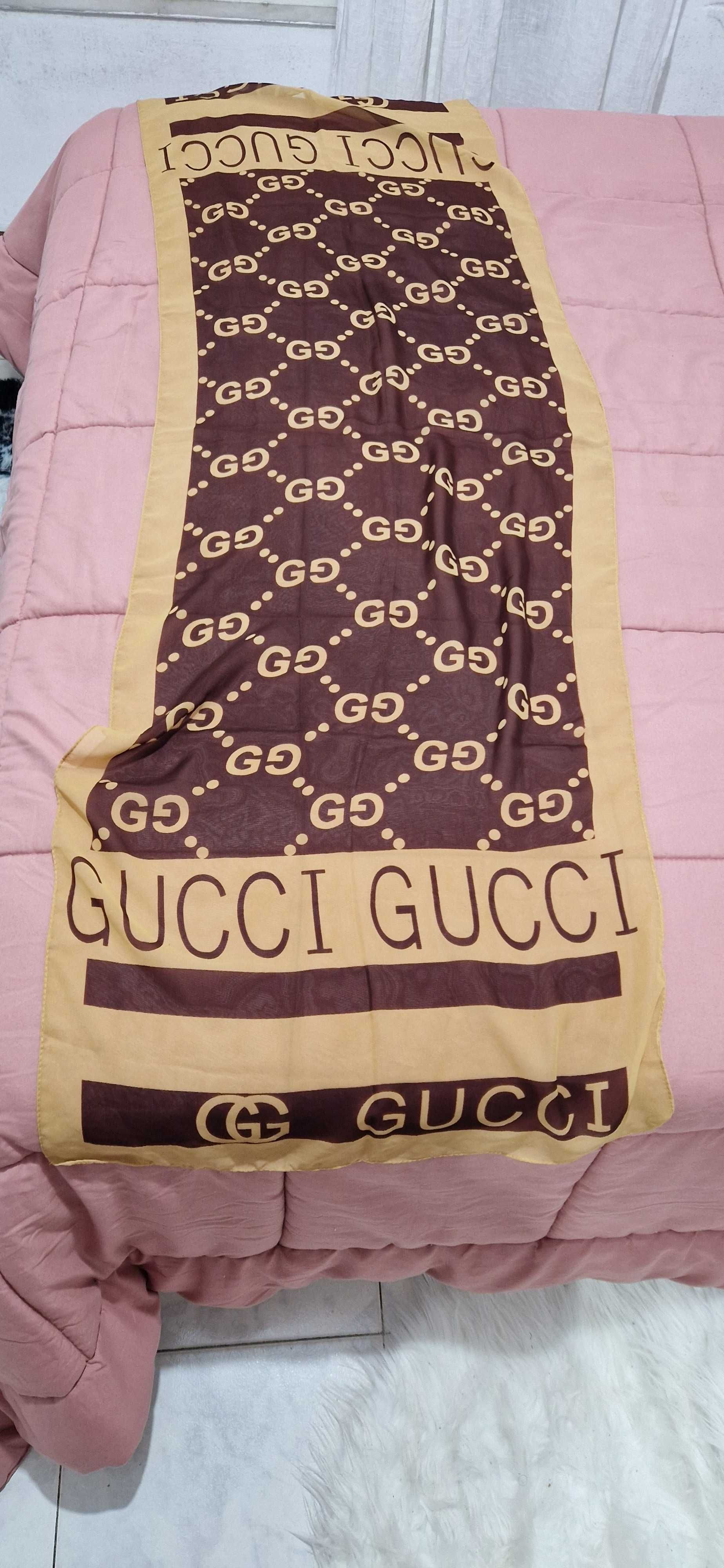 Lenço fino da Gucci