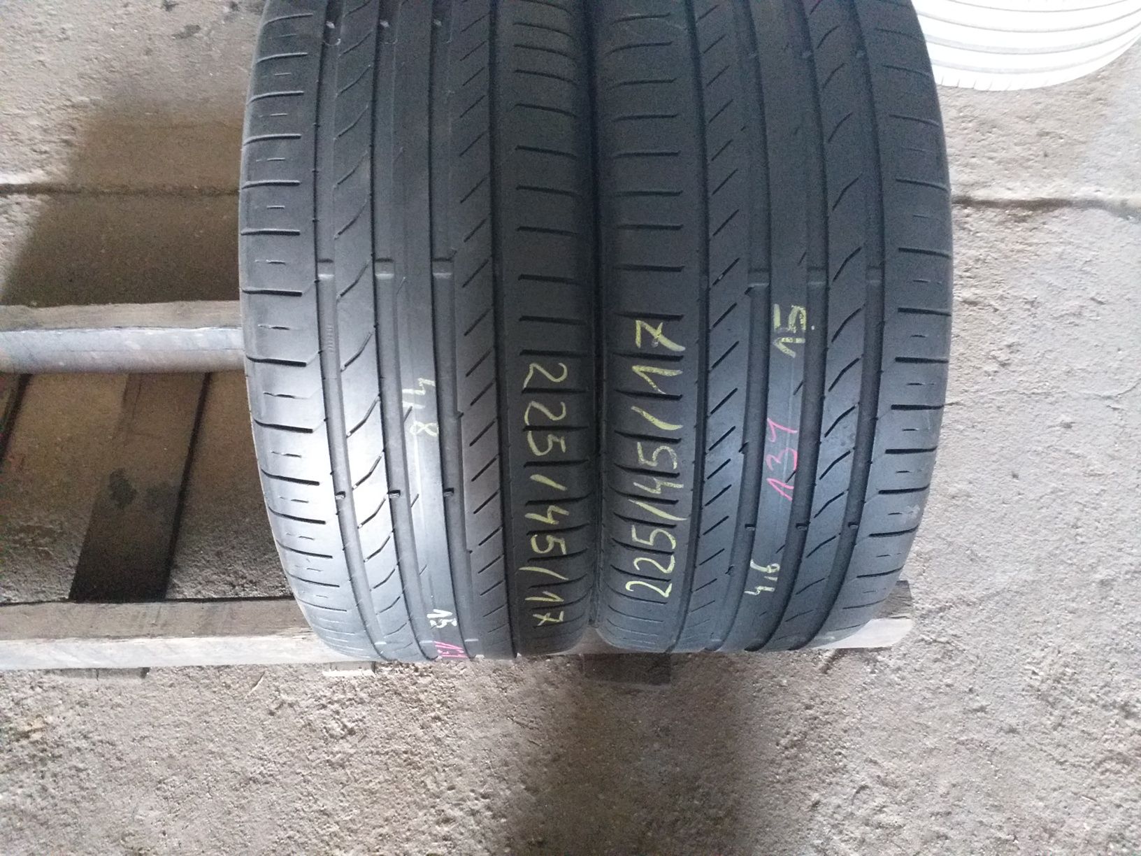 Opony 225/45R17 Continental