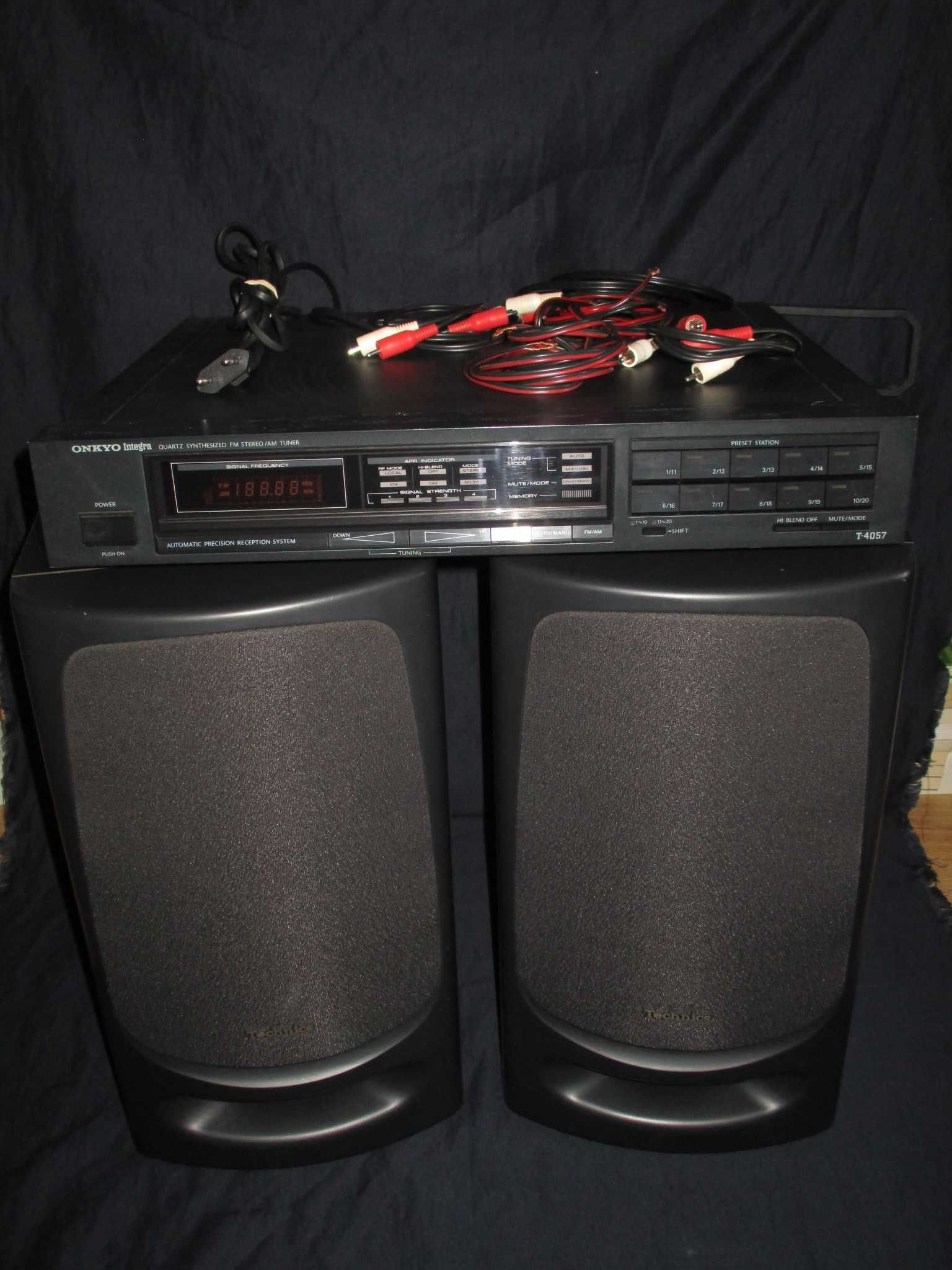 Rádio Onkyo e Colunas Technics
