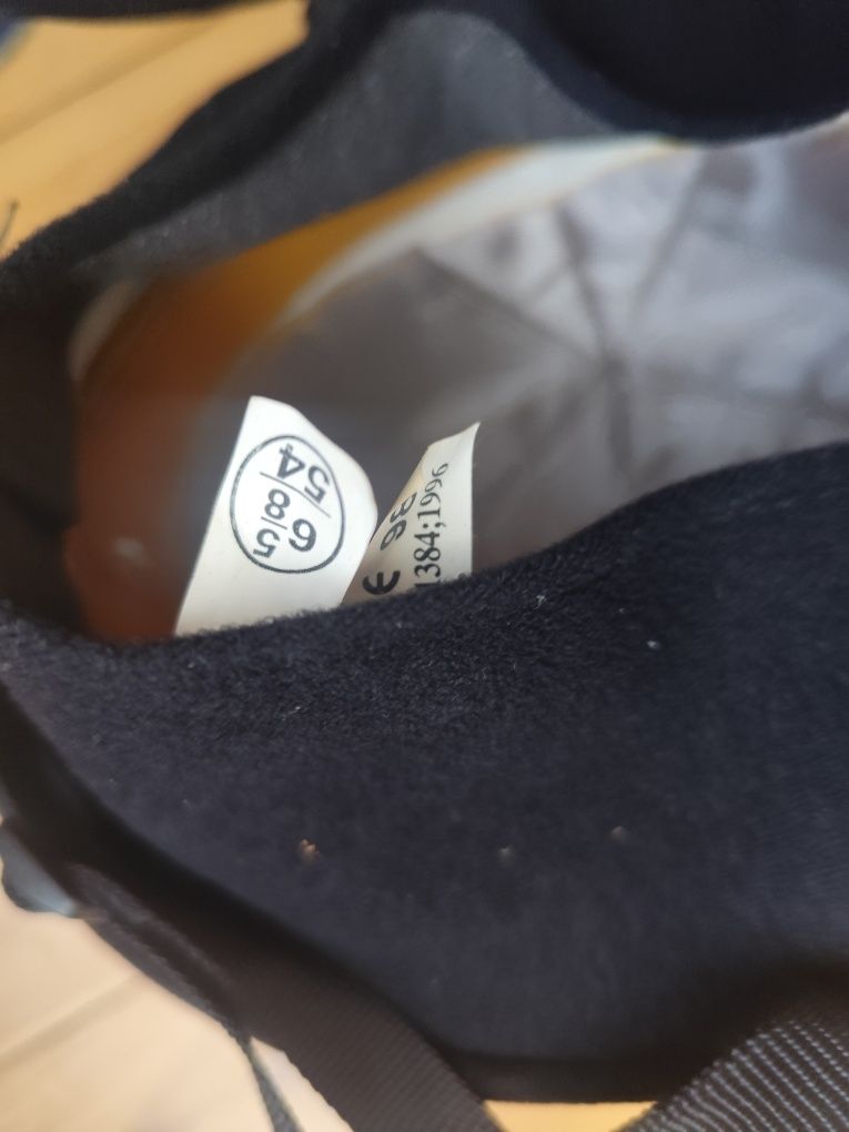 Toczek kask jeździecki na konia r.54