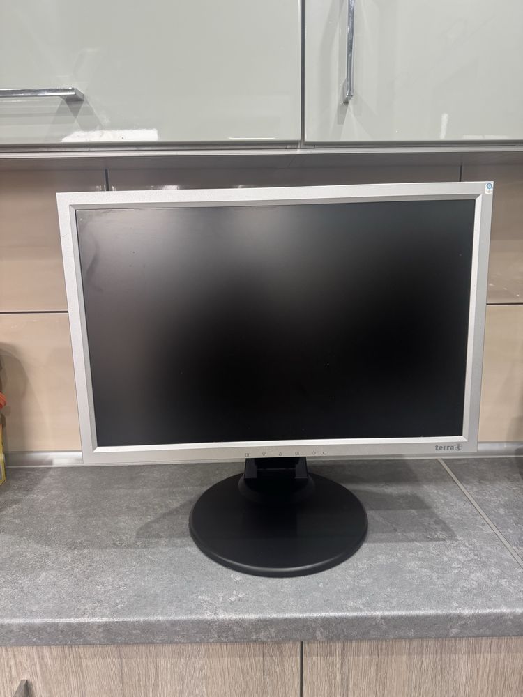 Monitor terra 22 cale