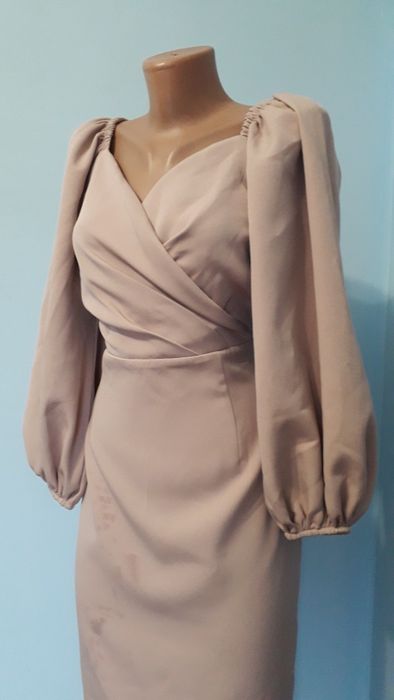 Бежеве коктельне плаття