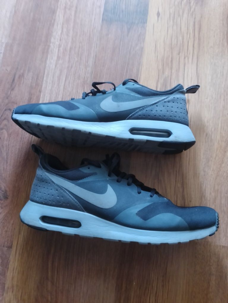 Кросівки Nike Air max Tavas