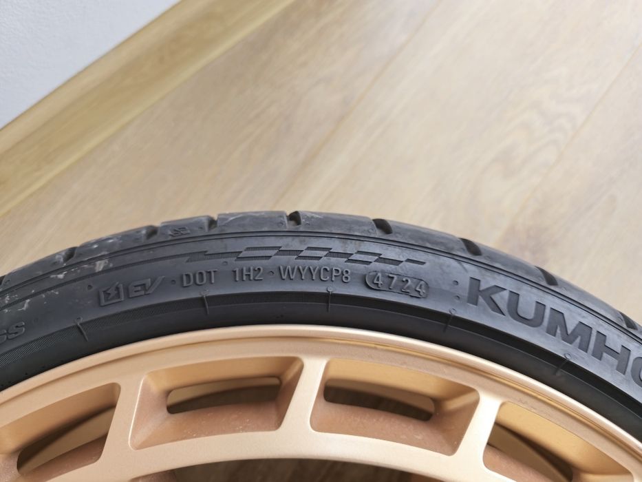 FORD 5X108 FOCUS KUGA 225 35 19