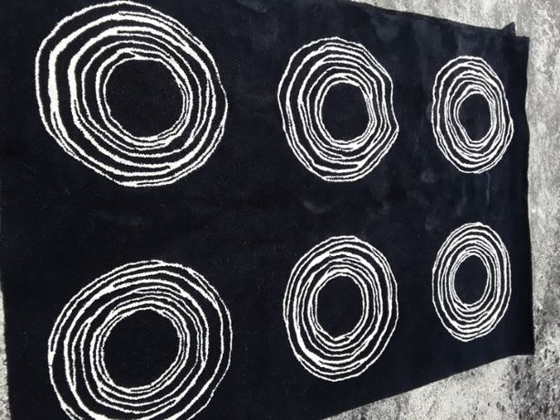Carpete/tapete (feita à mão na Índia)