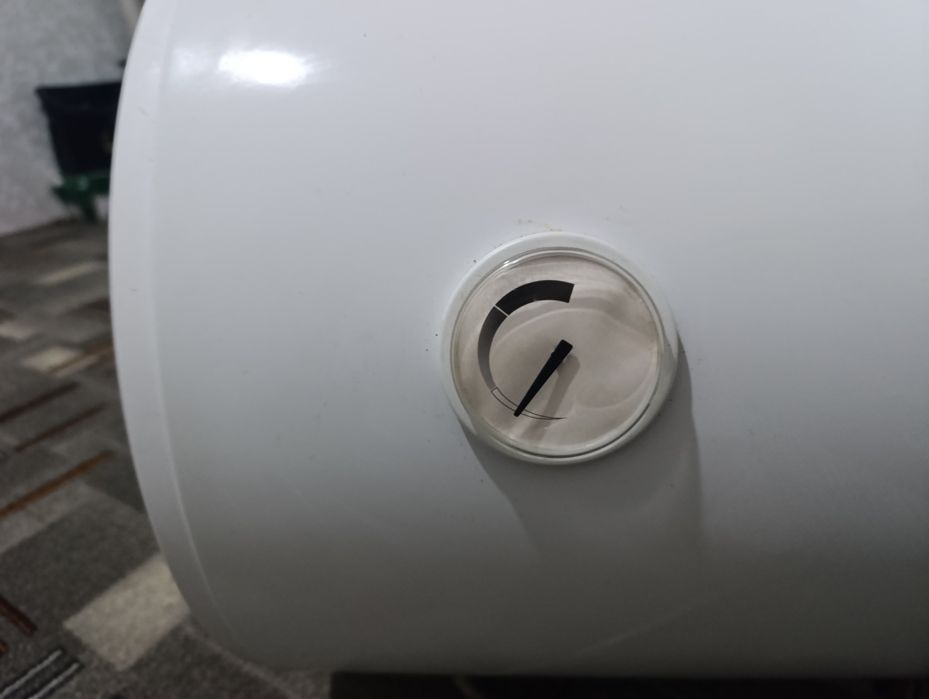 Бар'єр, водонагрівач 80л.