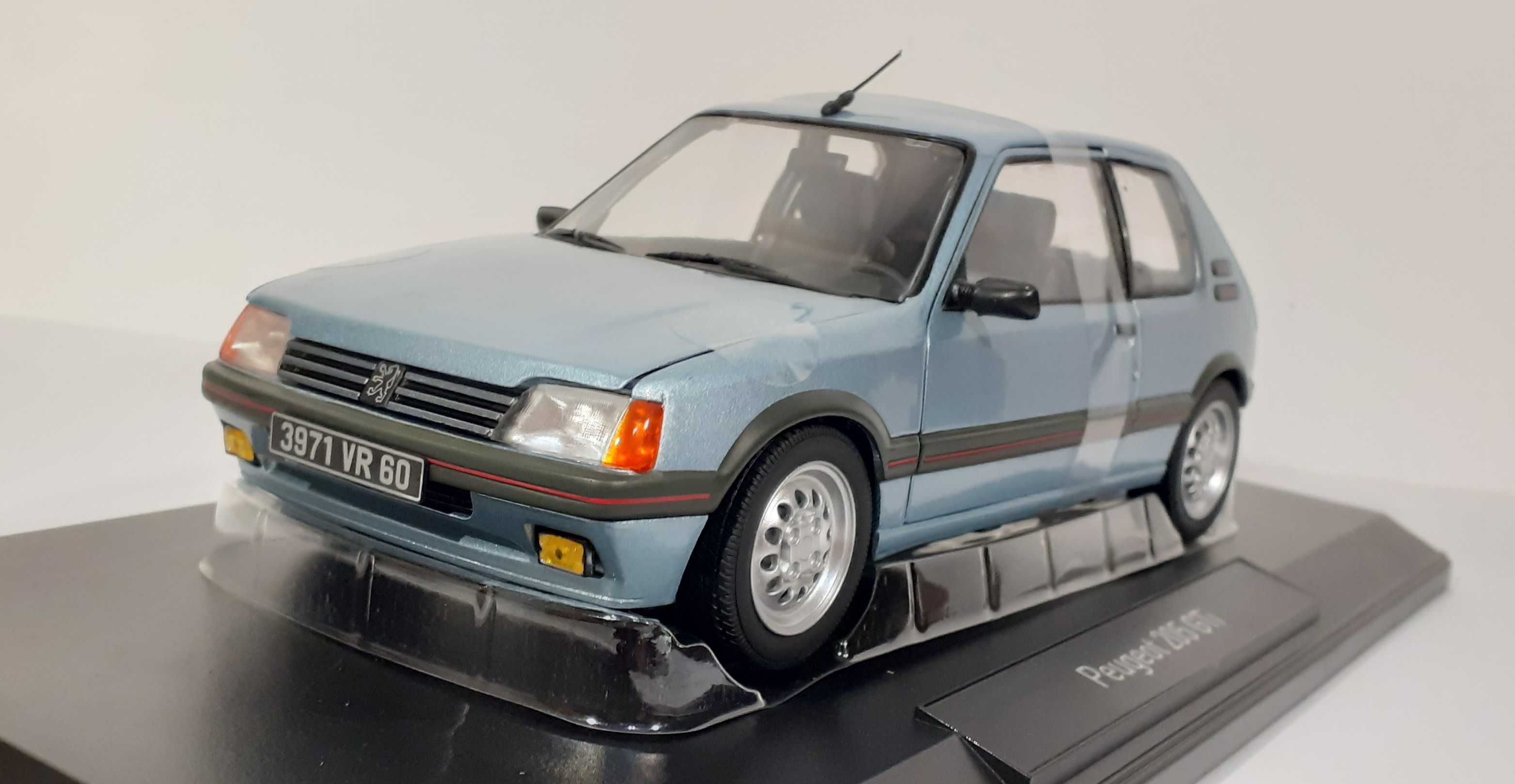 1/18 Peugeot 205 GTI az - Norev