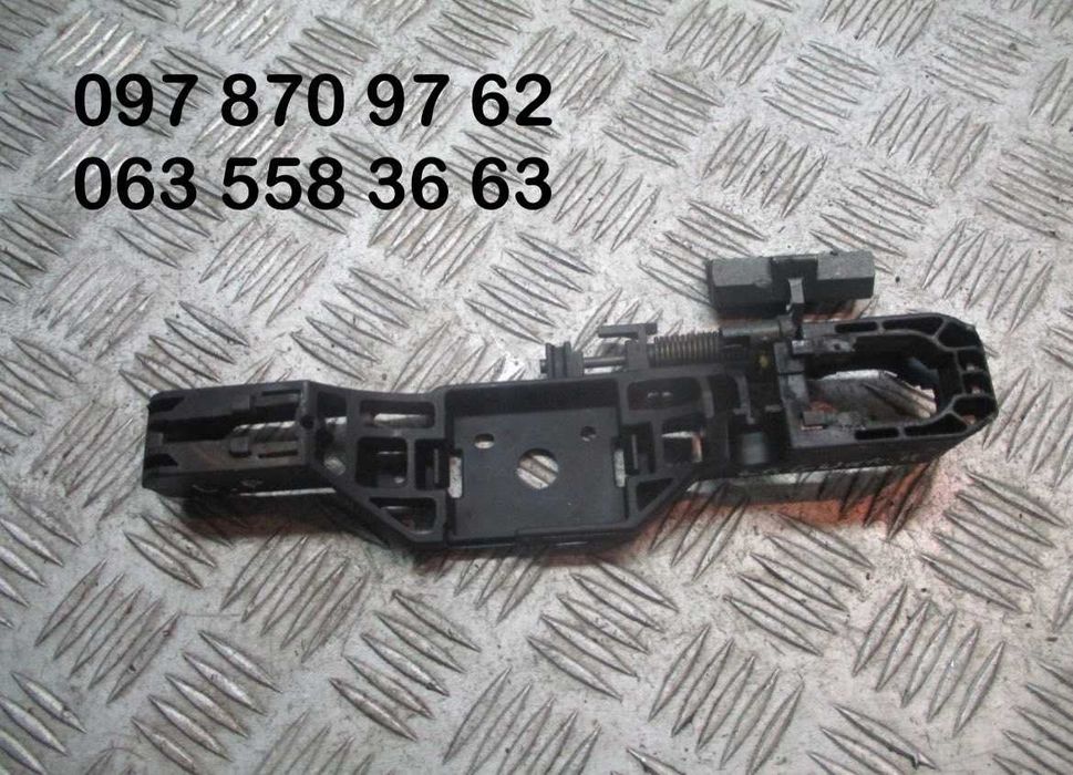 Ручка дверна зовнішня ліва передня бу Renault Espace 4 8200008430