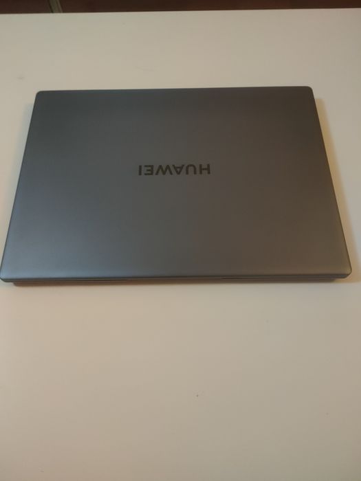 HUAWEI Matebook 14 - AMD Ryzen 5 4600H - RAM: 16 GB - 512 GB SSD