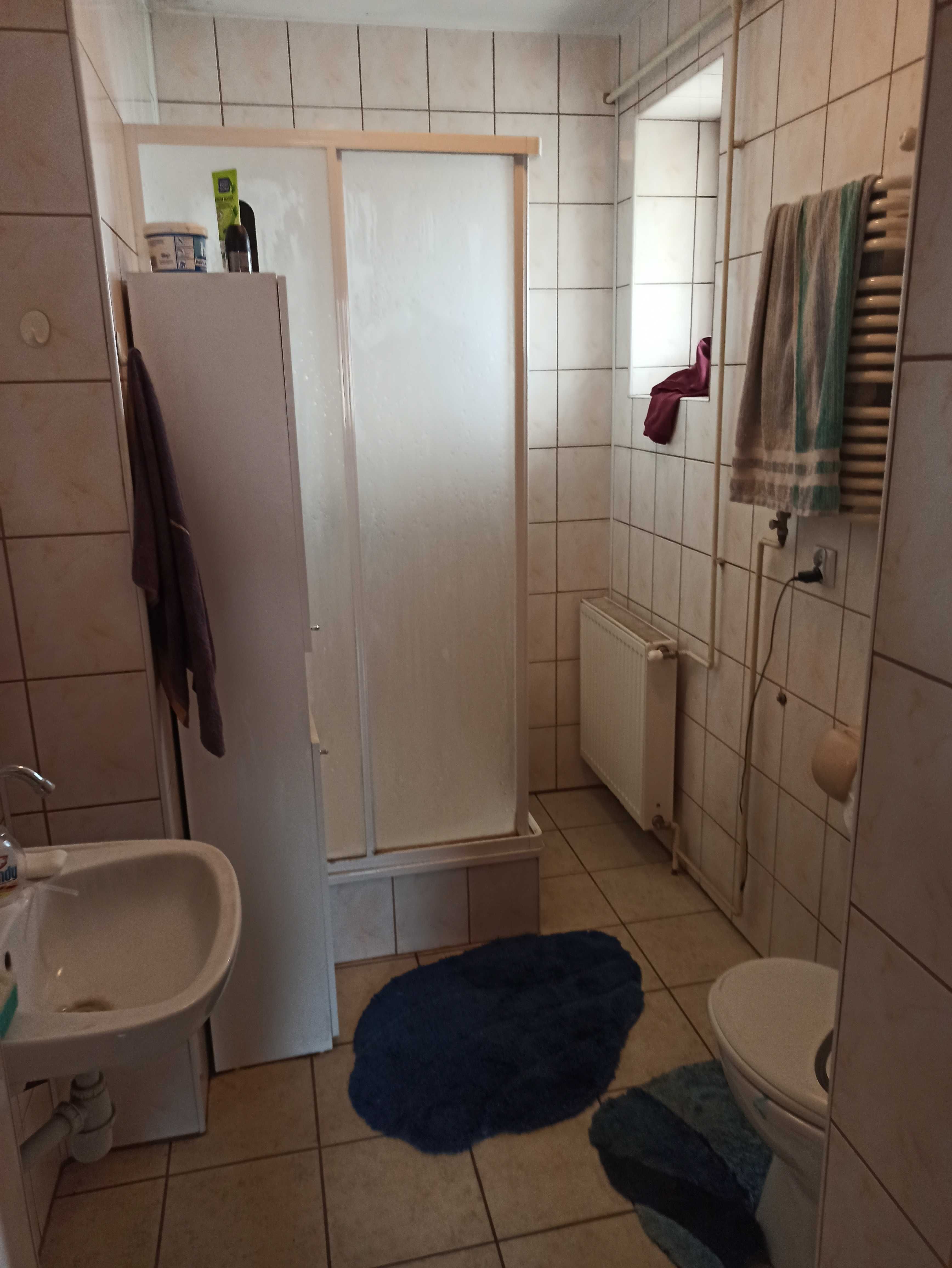 Sprzedam dom wraz z zabudowaniami gospodarczymi