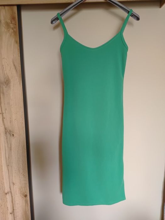 Sukienka Pakuten S zielona na ramiączka