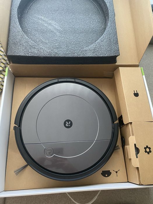 Aspirador iRobot Roomba Combo em excelente estado