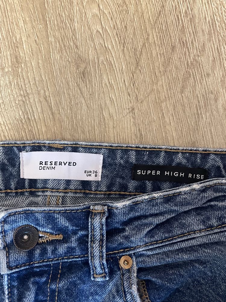 Джинси RESERVED 36 р.