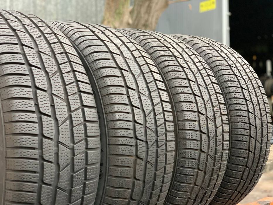 Шини зимові 4шт 215/55 R17 Continental ContiWinterContact TS830P
