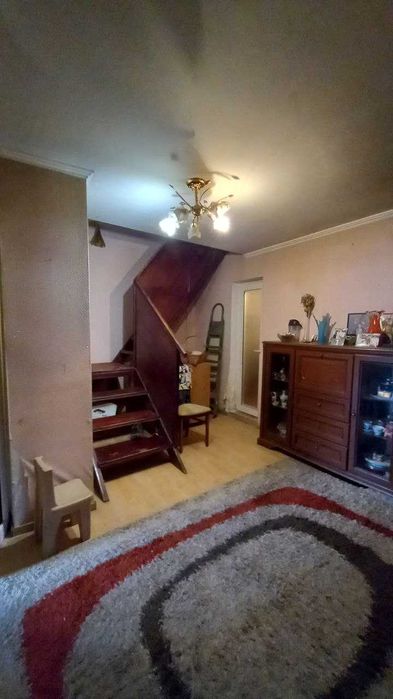 Продам дом на два входа с участком, центр село Усатово/10км от  Одессы