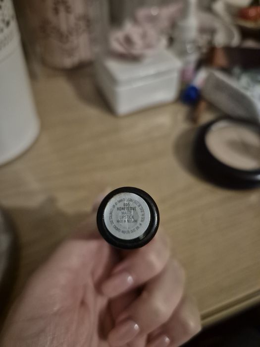 Mac pomadka Honeylove