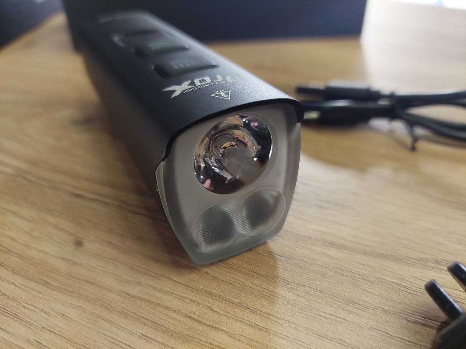 Lampka przednia Prox Kastor III długie krótkie nie oślepia, power bank