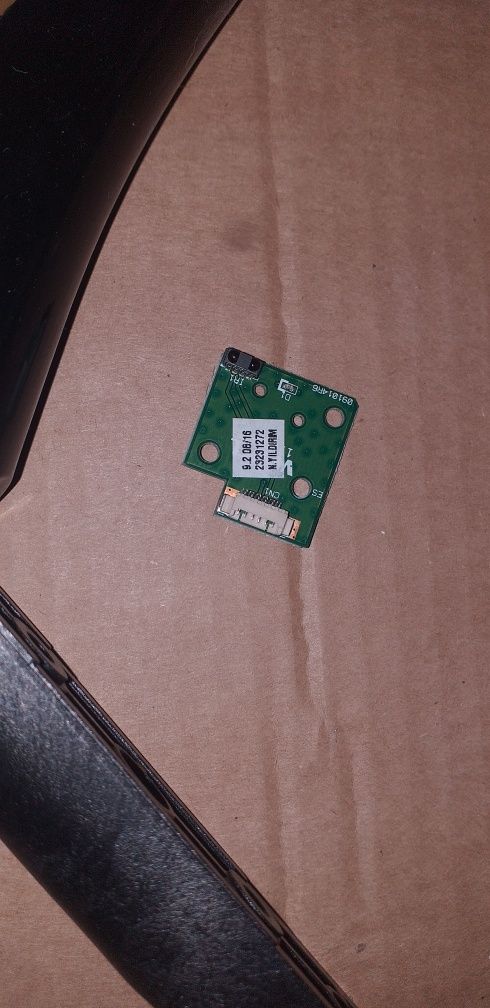 Telewizor Jvc LT40v550 na części