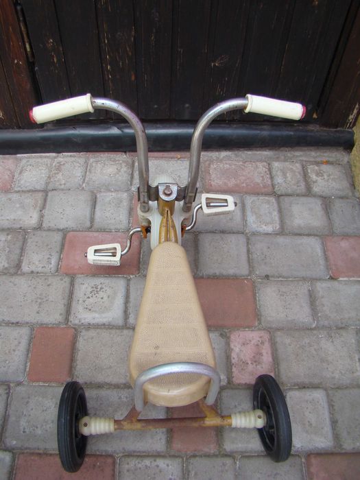 Детский велосипед Малыш из СССР.