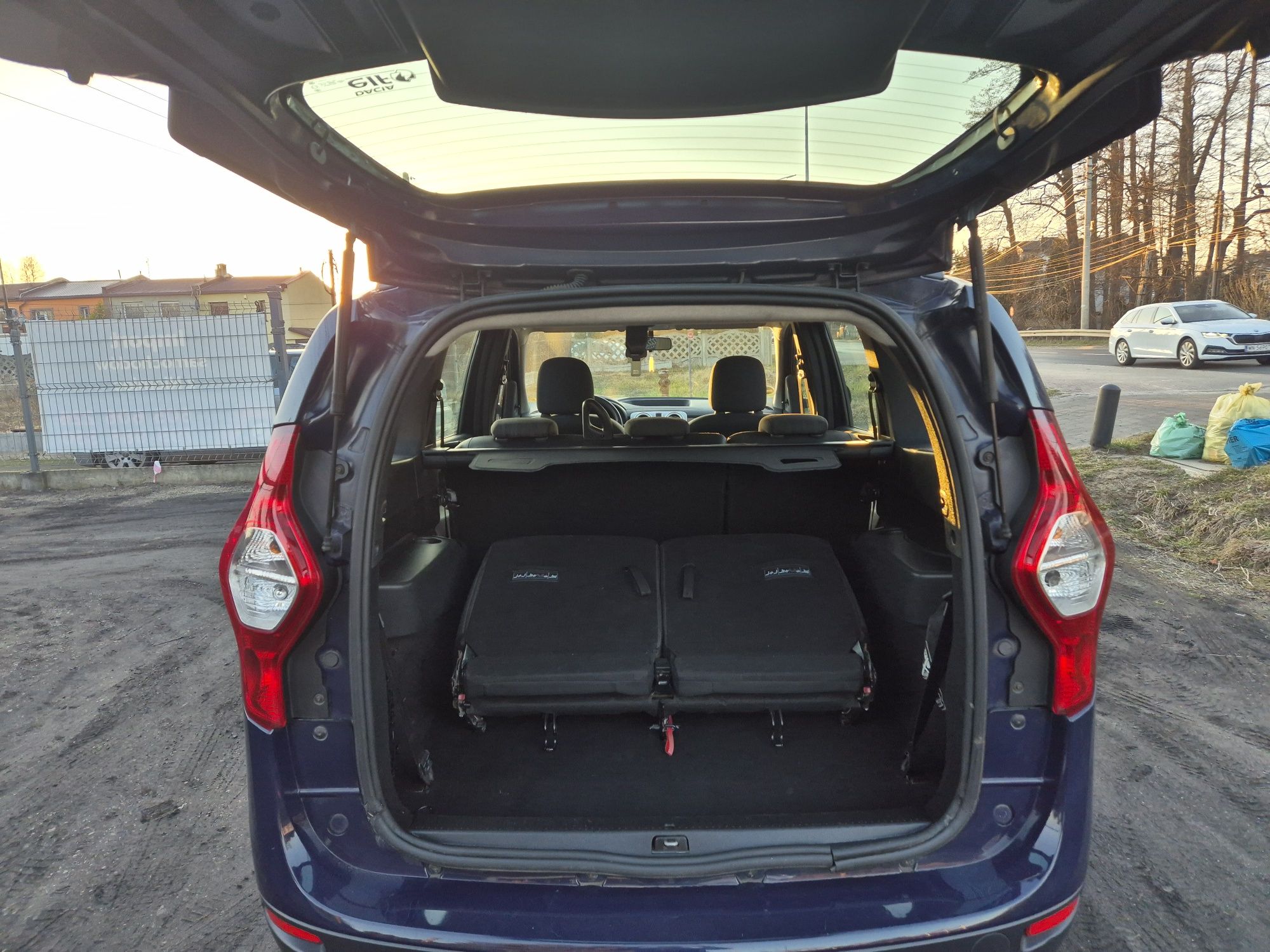 Dacia Lodgy • 7 Osobowa • Gotowa do rejestracji • Opłacona