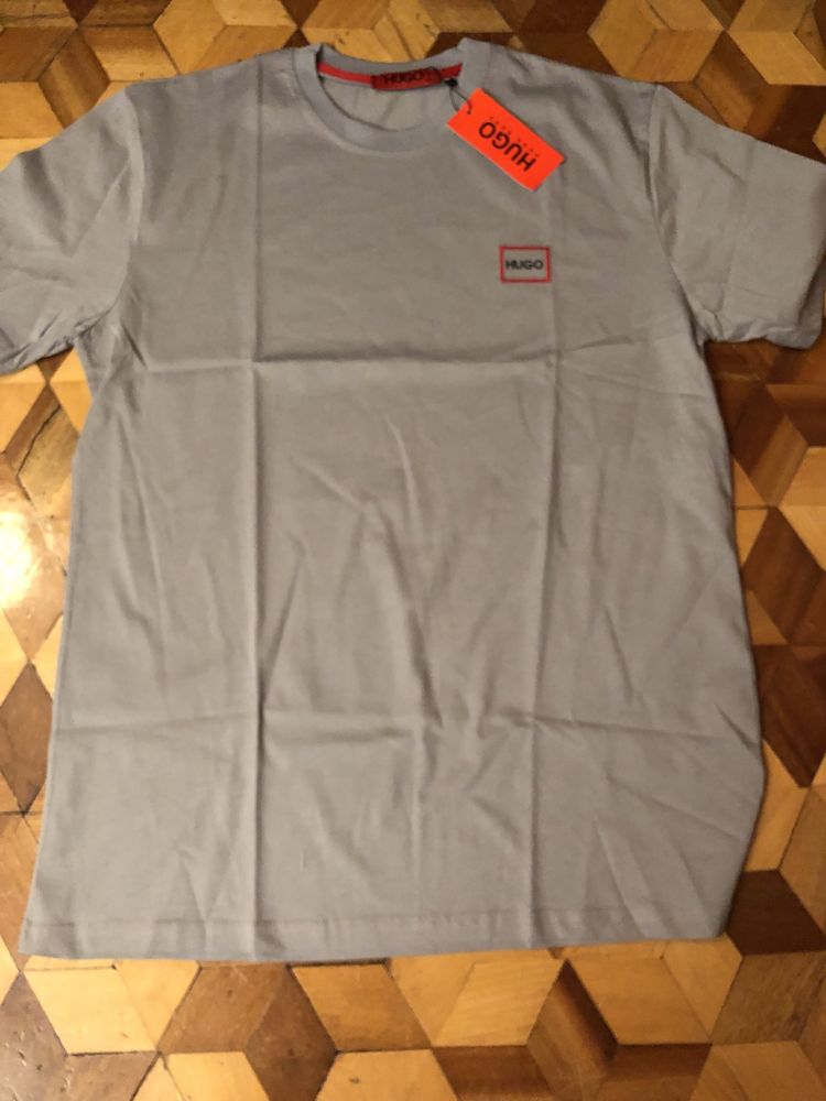 Bluzka T-shirt męska Hugo Boss XL szara , 100% bawełna  , nowa z metką