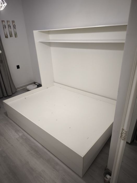 Półkotapczan łóżko składane białe na materac 140cm