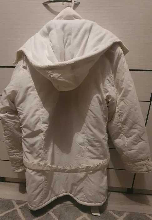 Biały zestaw narciarski damski: kurtka + spodnie narciarskie