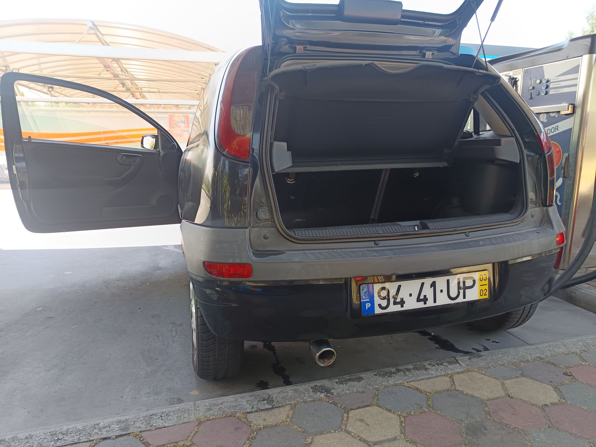 Oportunidade |Opel Corsa 1.2 (2003) Mecânica Top, Só Falta Panela!