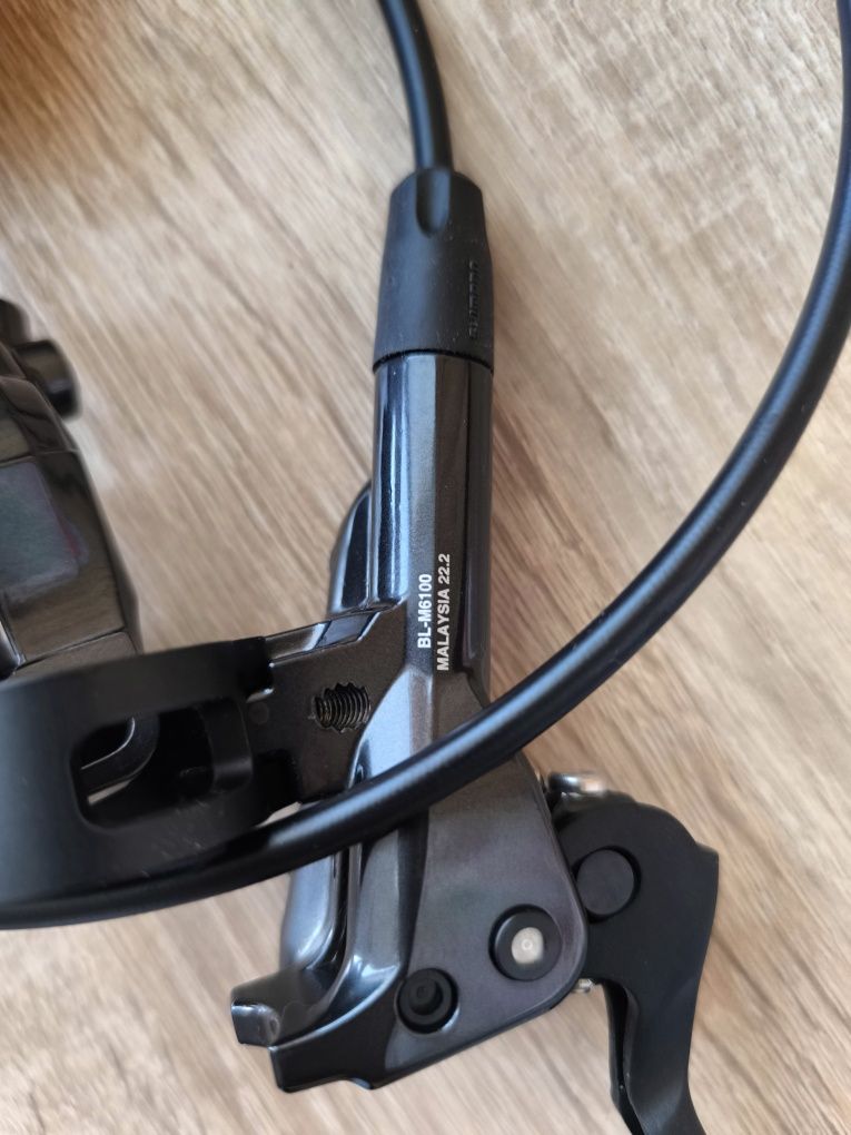 гидравлические тормоз  Shimano BR-M6100 Deore на велосипед