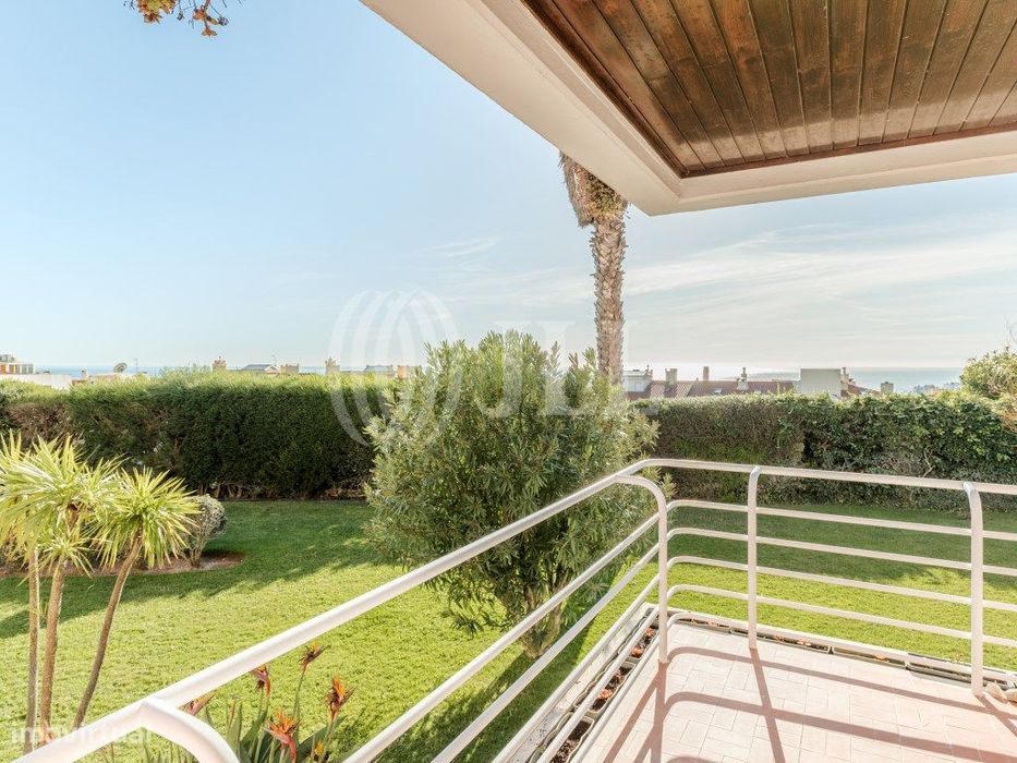 Apartamento T5 vista mar na Parede, Cascais