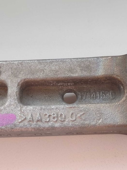 Подушка двигателя