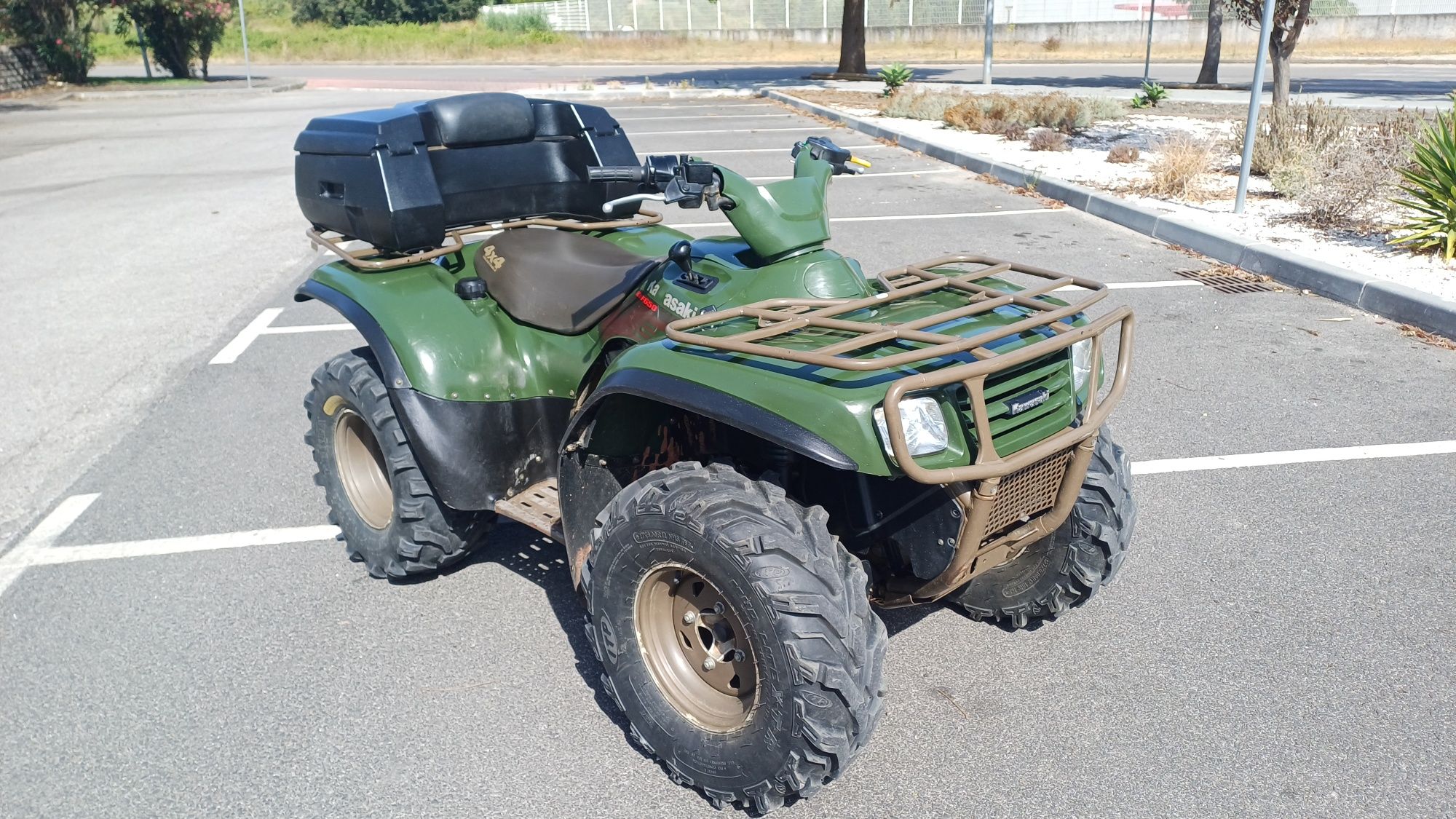 Moto 4 kawasaki kvf 650